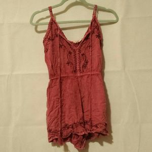 Adorable, chic, purple/pink romper! Size: small